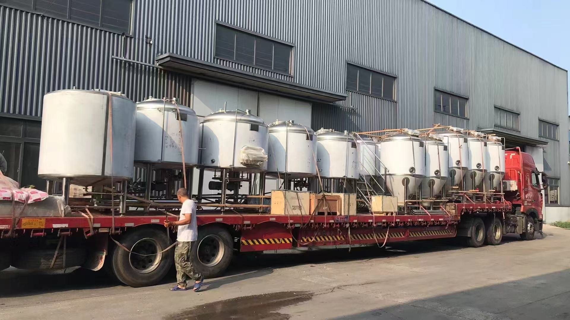 沙河精酿啤酒设备厂—精酿啤酒设备制造：传承工艺与创新科技的交融